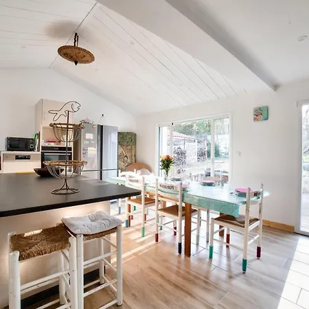 Hébergement de vacances Accès Privée à La à - Maison Pour 6
