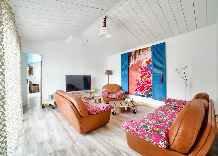 بيت للعطل Acces Privee A La A - Maison Pour 6 *