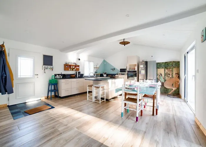 Hébergement de vacances Accès Privée à La à - Maison Pour 6 Barbâtre